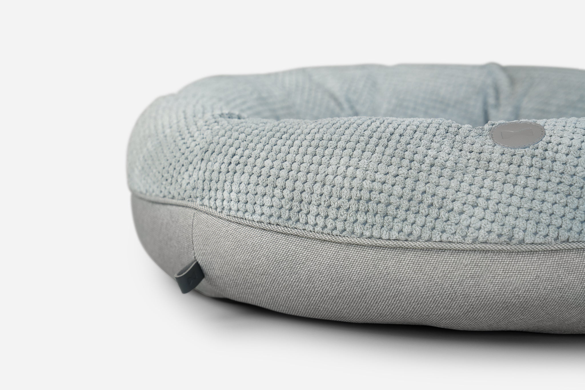 Chester & Lee | Moonlight Gray Donut Dog Bed